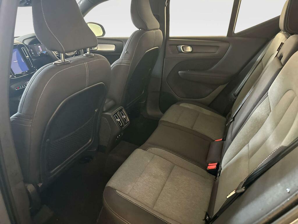 Volvo XC40 R Design Pro Black #11