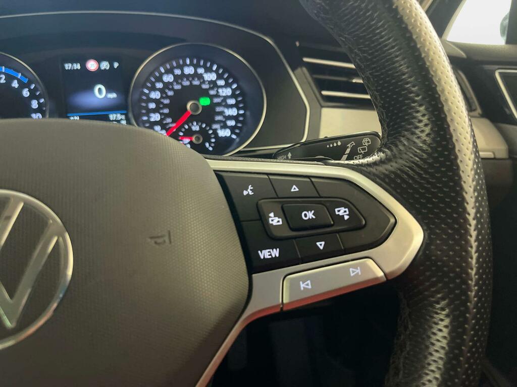 Volkswagen Passat Gte White #18