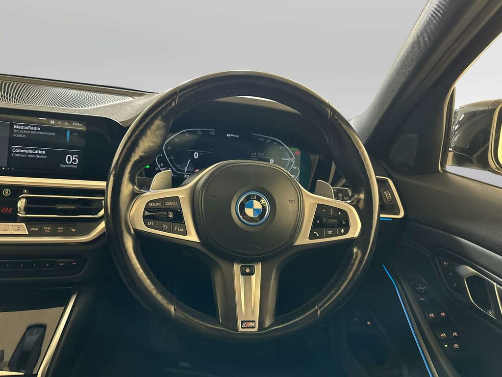 BMW 3 Series Saloon Grey #16