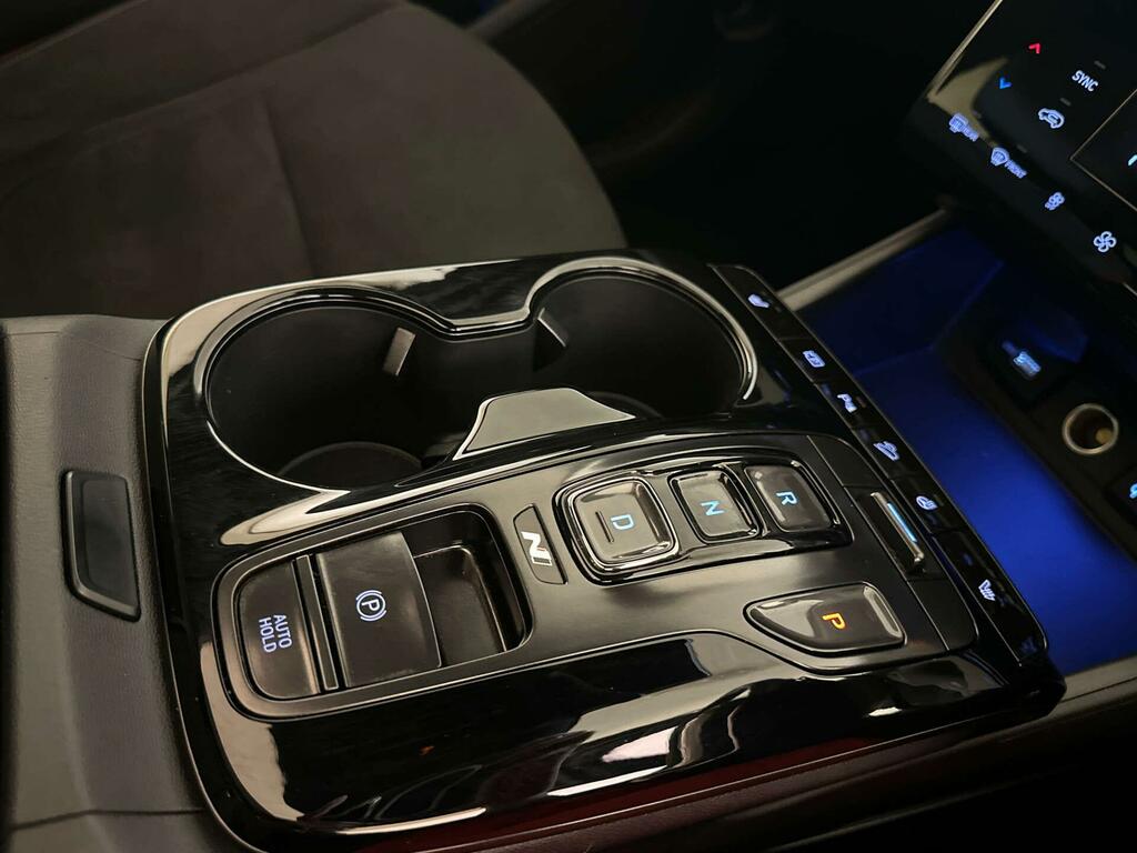 Hyundai Tucson Ultimate Black #25