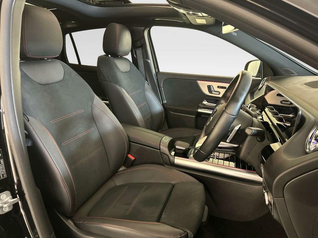 Mercedes-Benz EQA Amg Line White #15