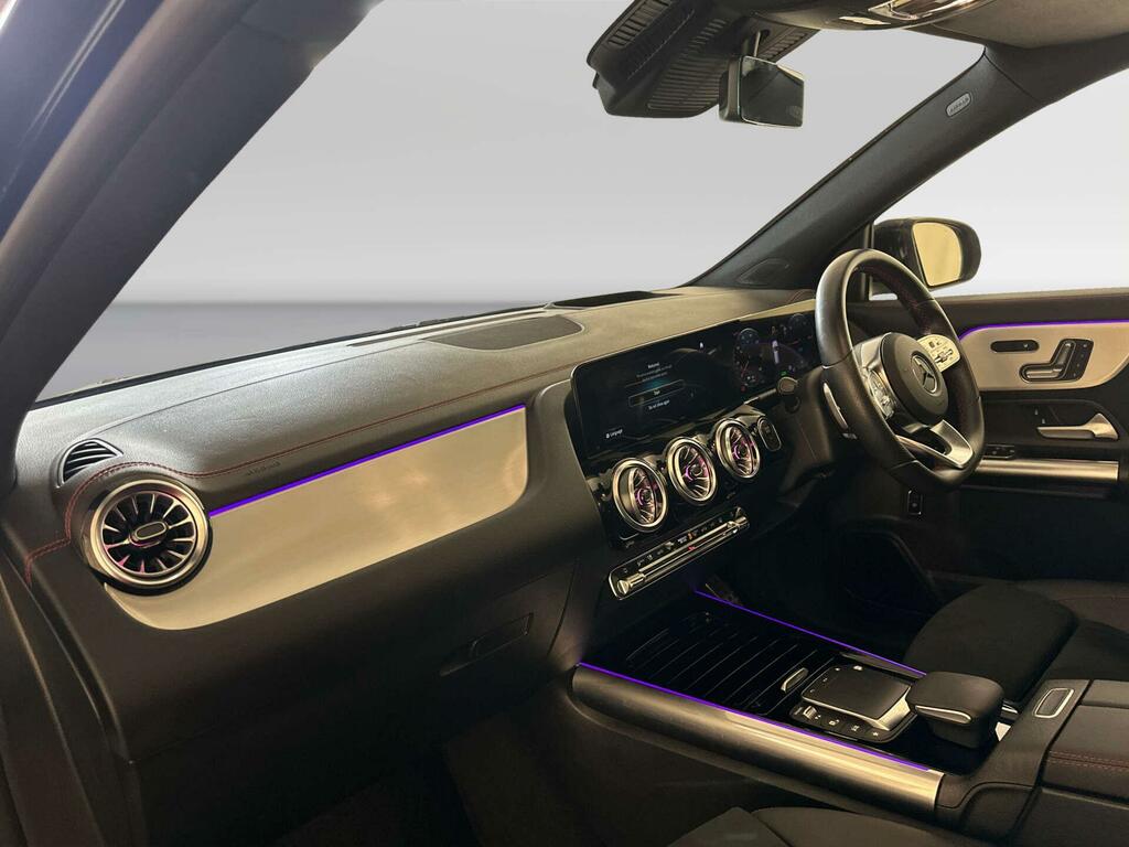 Mercedes-Benz EQA Amg Line White #10