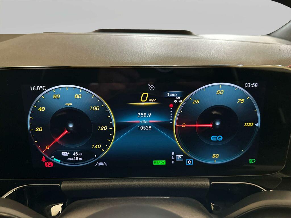 Mercedes-Benz EQA Amg Line White #16