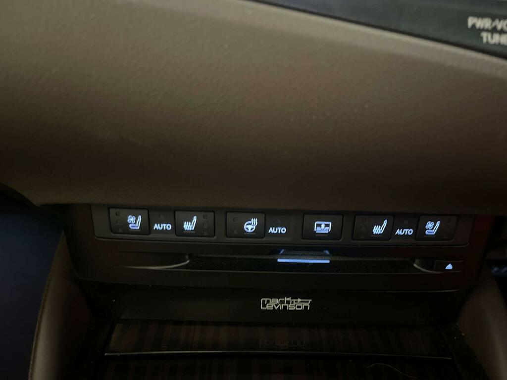Lexus ES 300H 2.5 Cvt Black #23