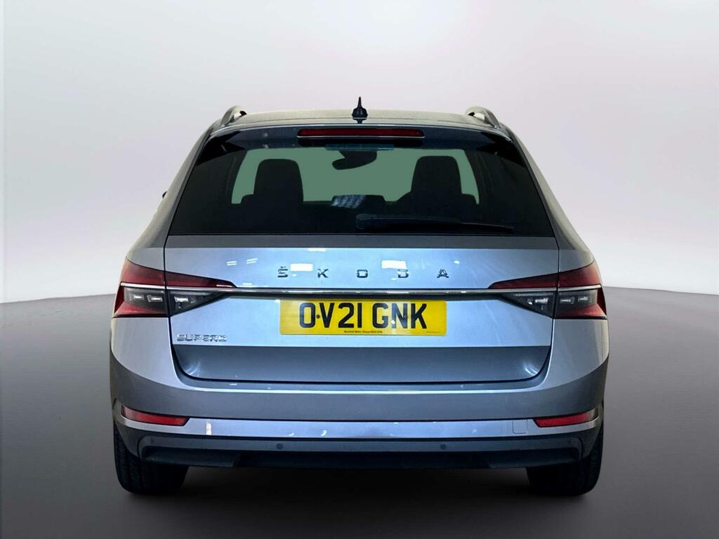 Skoda Superb 2021 21 S White #7
