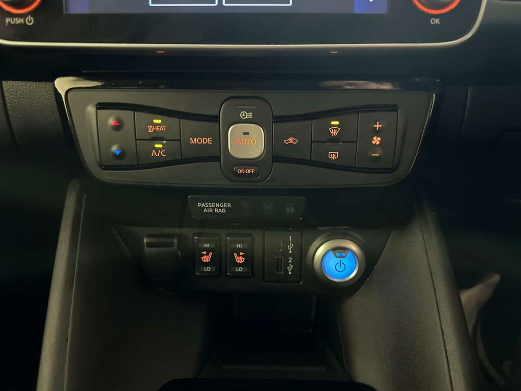 Nissan Leaf E 110Kw Tekna 39Kwh Hatchback Red #23