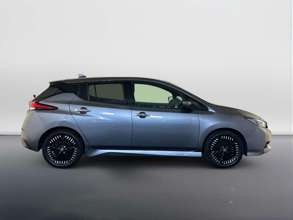 Nissan Leaf E 110Kw Tekna 39Kwh Hatchback Red #9