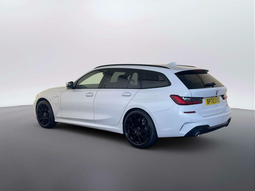 BMW 3 Series 2.0 330E 12Kwh M Sport Touring Plug-in White #5