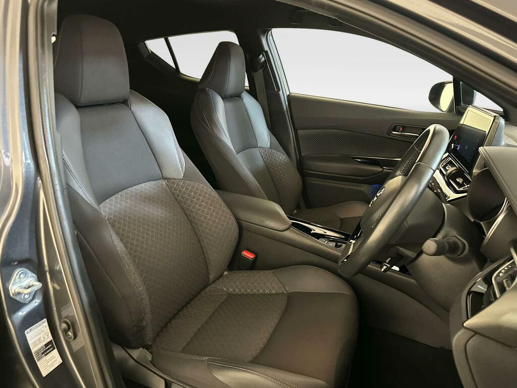 Toyota C-Hr Excel Black #13