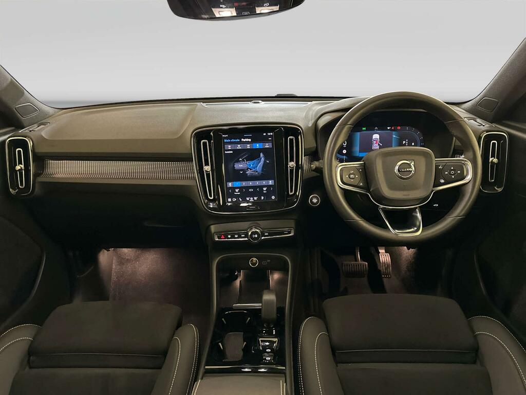 Volvo XC40 2.0 B3 Mhev Plus Dct Euro 6 Ss Black #2