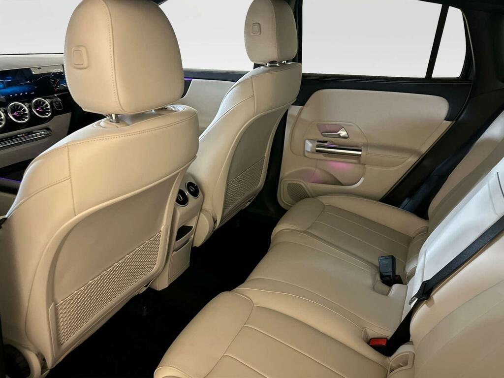 Mercedes-Benz EQA Sport Black #11