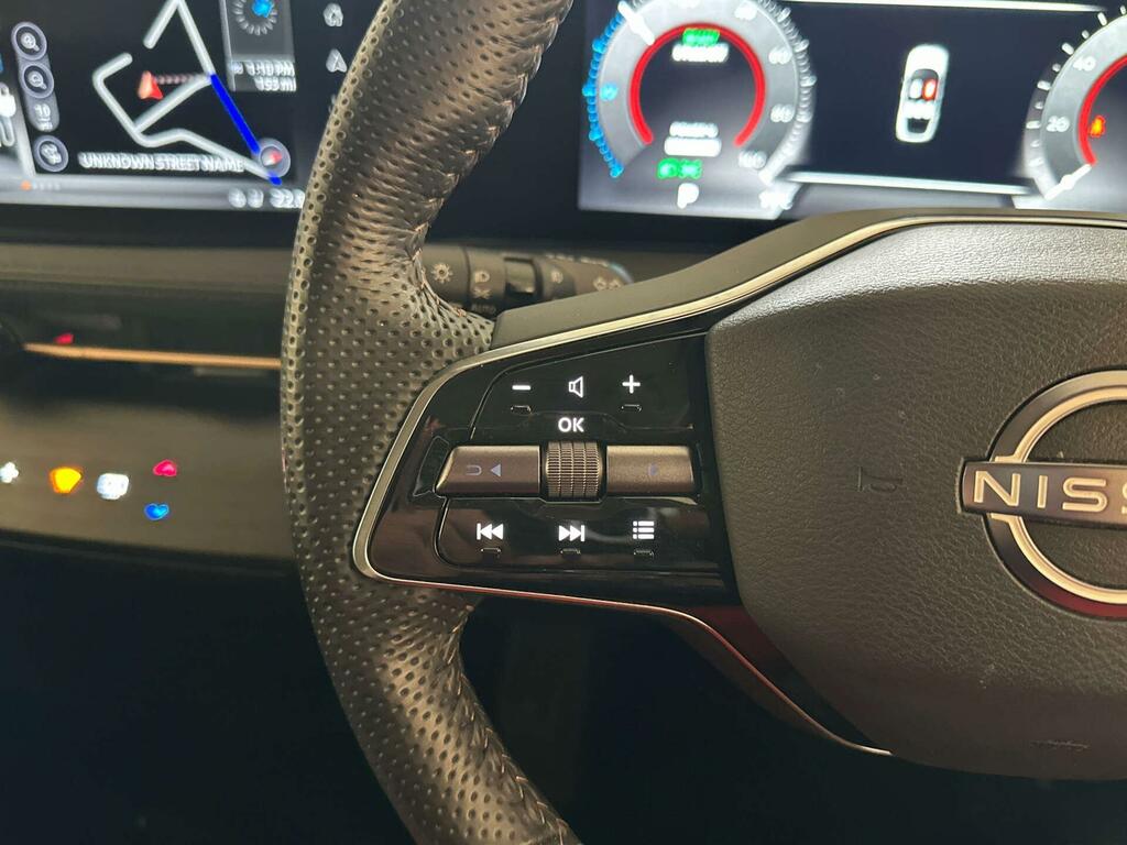Nissan Ariya Evolve Black #15