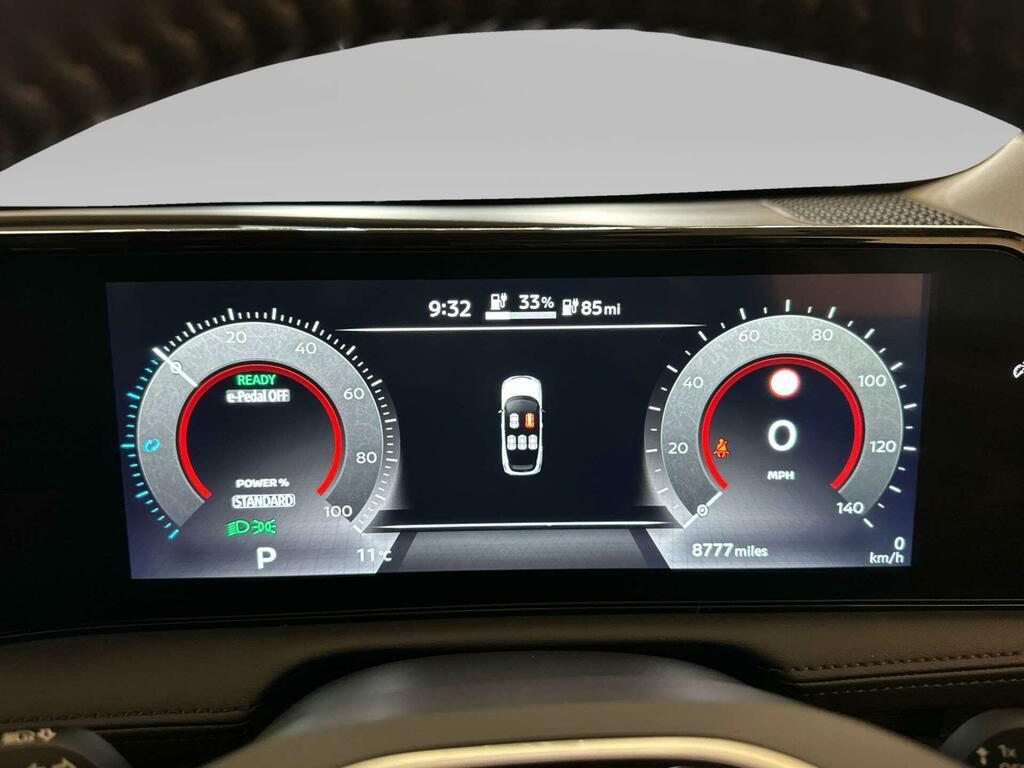 Nissan Ariya Evolve Black #16