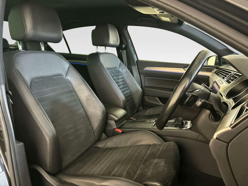 Volkswagen Passat Gte Advance Dsg White #13