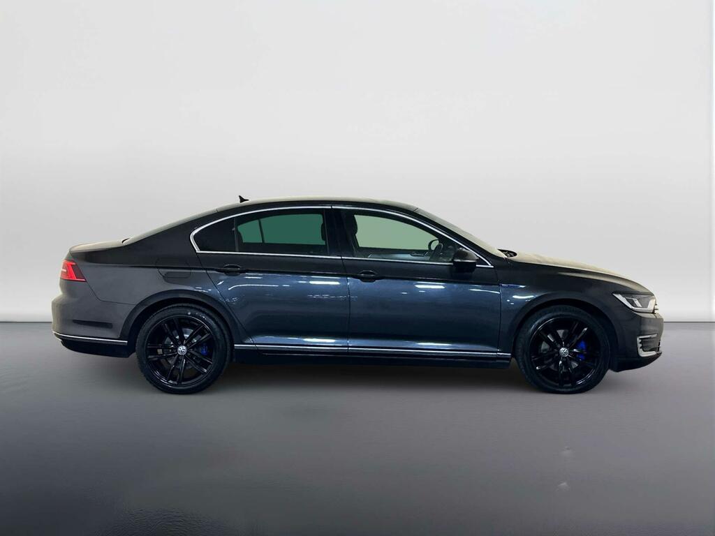 Volkswagen Passat Gte Advance Dsg White #9