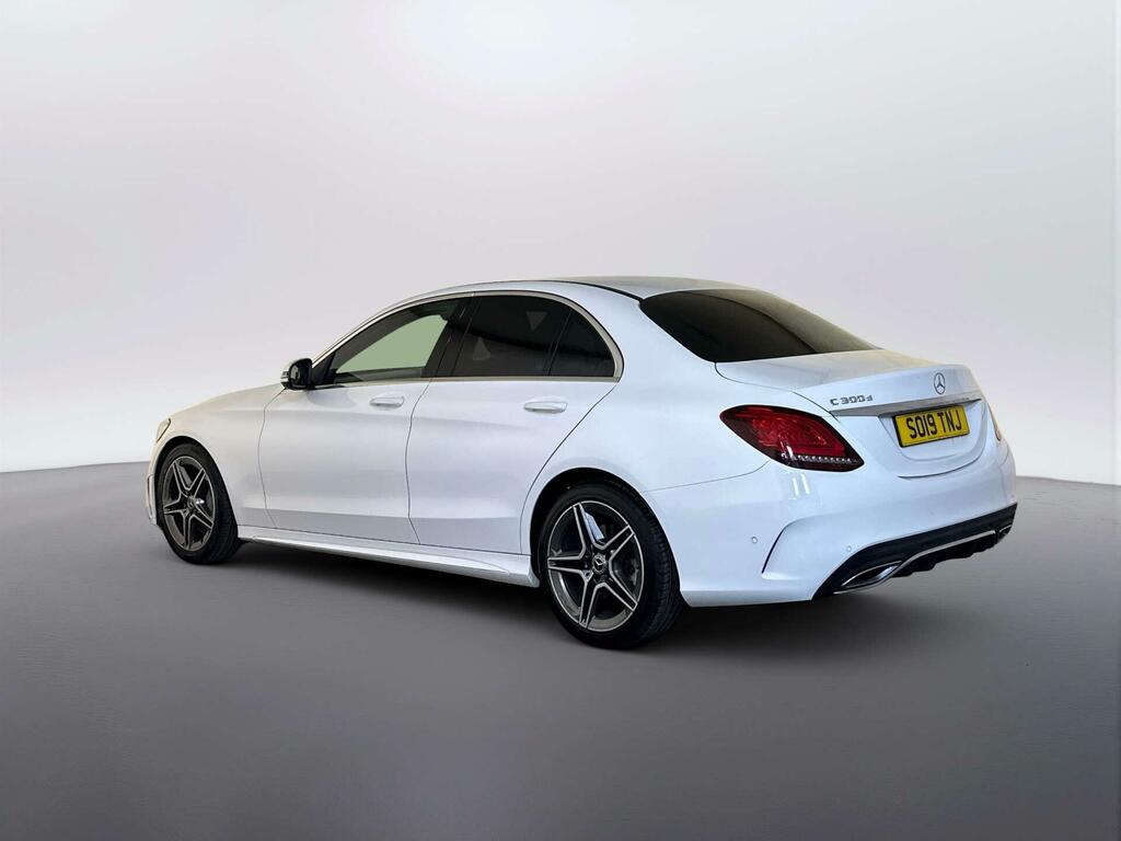 Mercedes-Benz C Class 2.0 C300d Amg Line Saloon G-tronic Eur White #5
