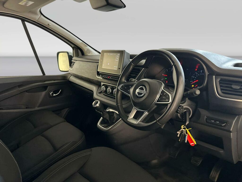 Nissan Primastar 2.0 Dci 30 Tekna Panel Van L2 H1 White #2