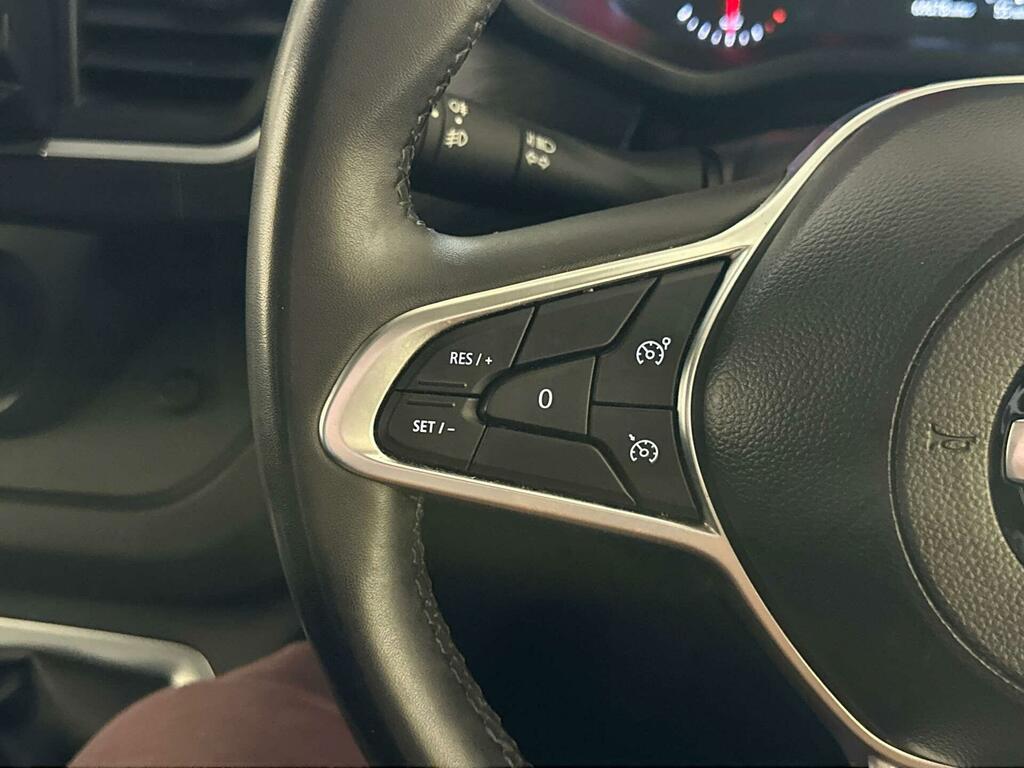 Nissan Primastar Acenta White #15