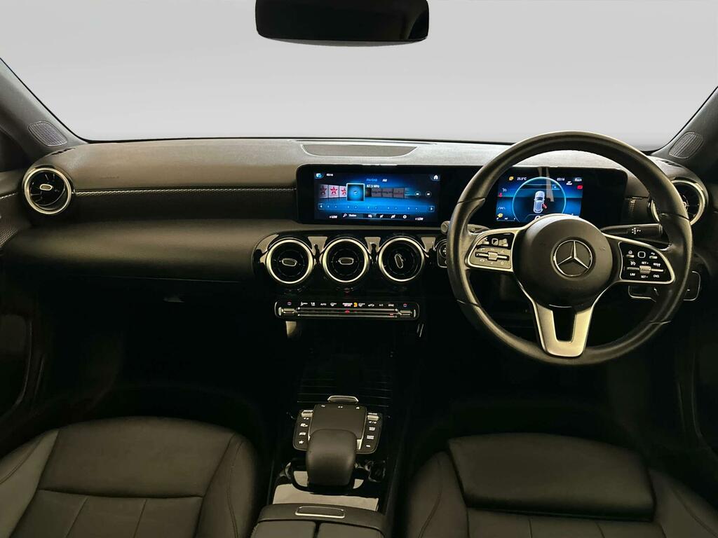 Mercedes-Benz A Class 1.3 A180 Sport Executive Hatchback 7G White #2