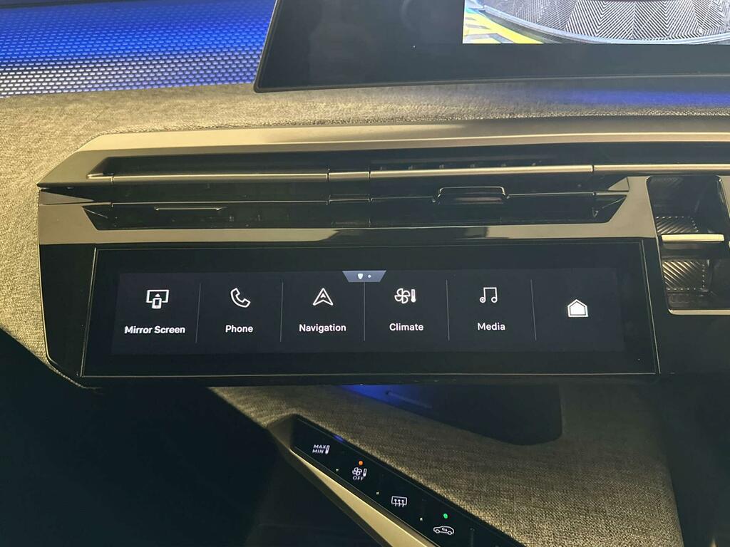 Peugeot 3008 Gt White #23