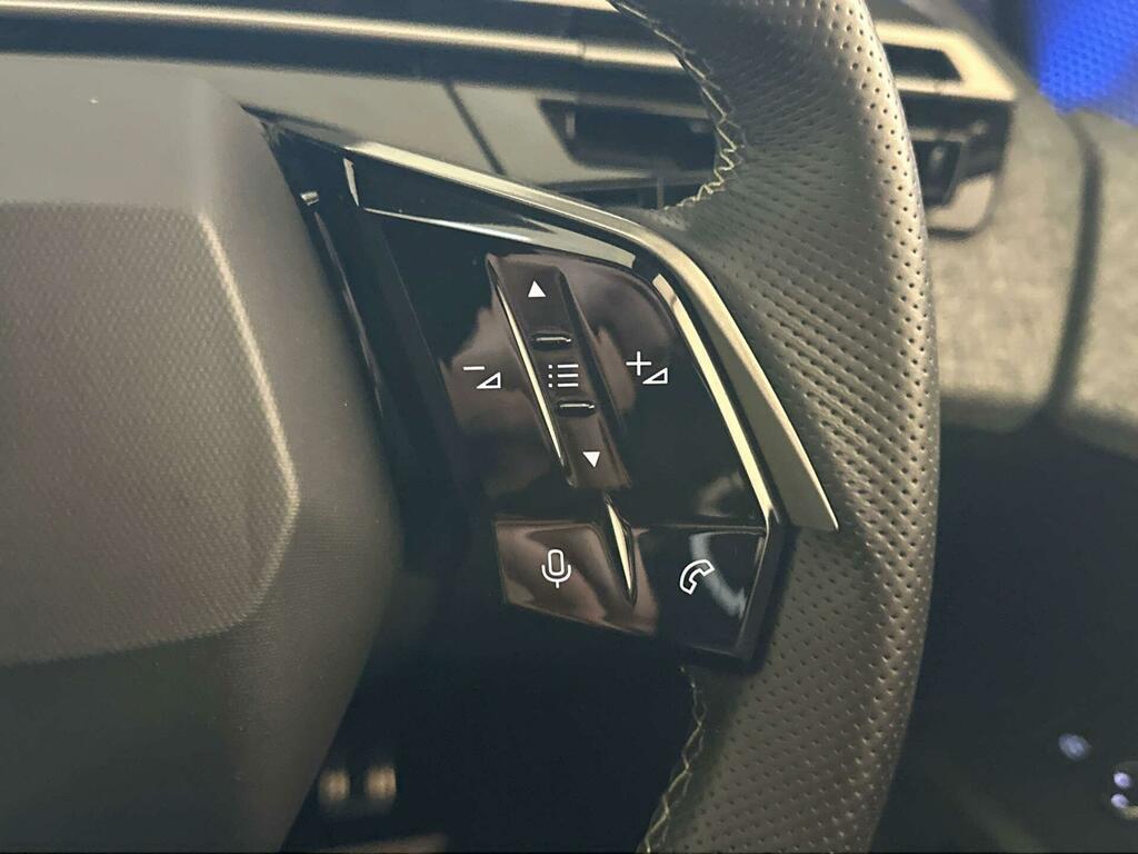 Peugeot 3008 Gt White #18