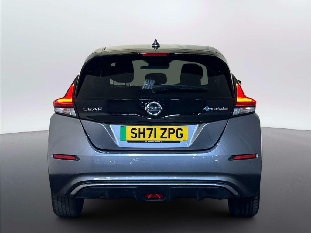 Nissan Leaf 110Kw Tekna 40Kwh Silver #7
