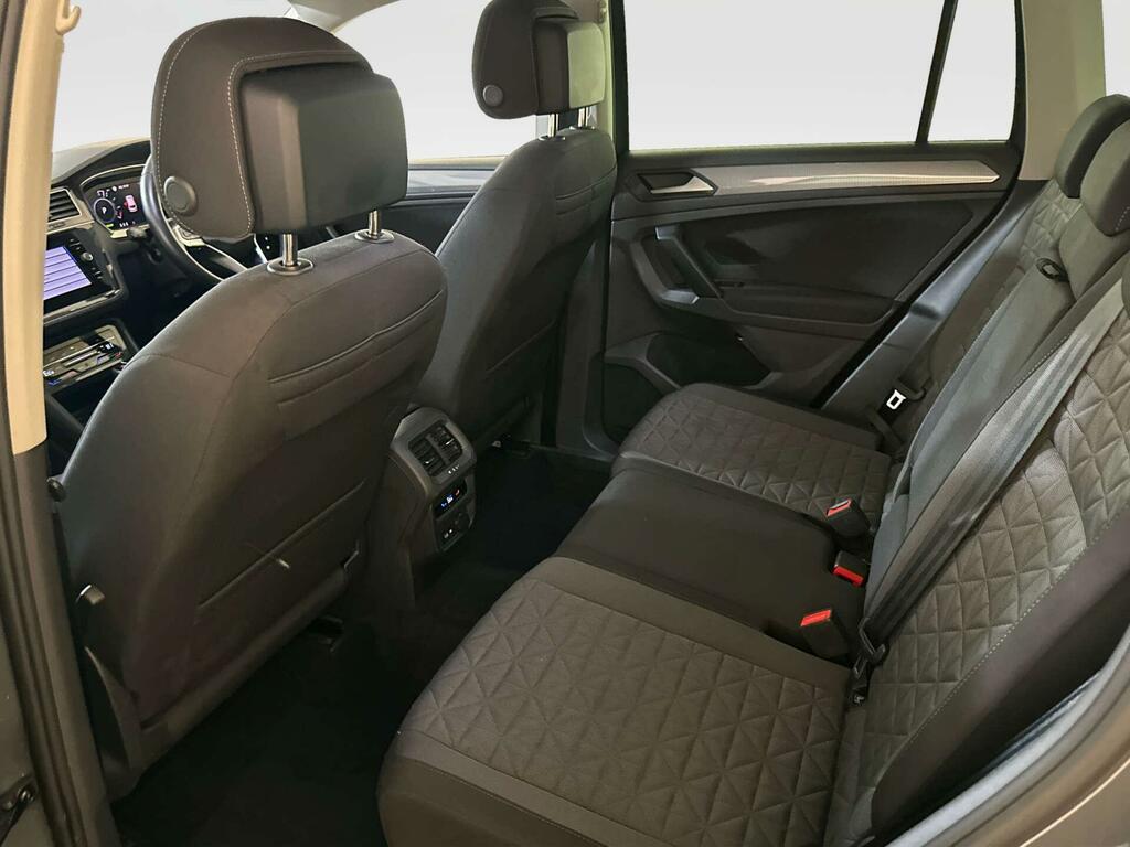 Volkswagen Tiguan Active Grey #11
