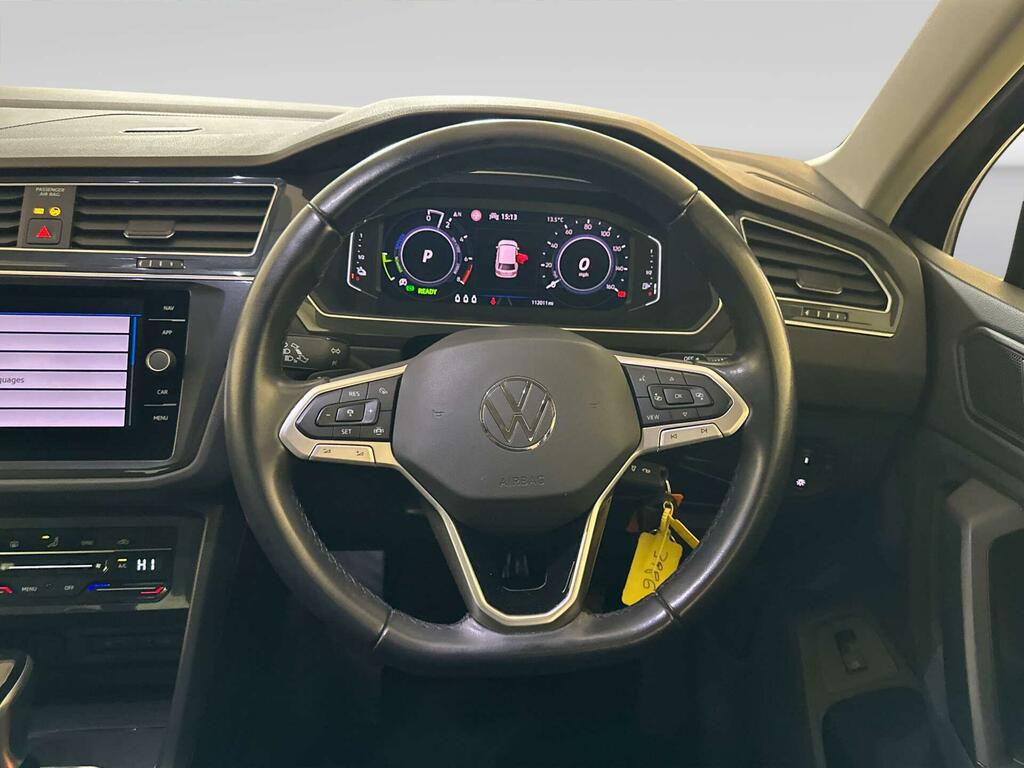 Volkswagen Tiguan Active Grey #15
