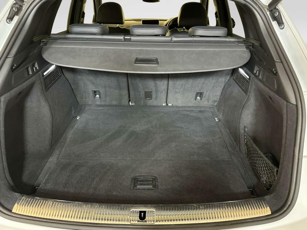 Audi Q5 2.0L Tdi Quattro S Line Black Edition Black #12
