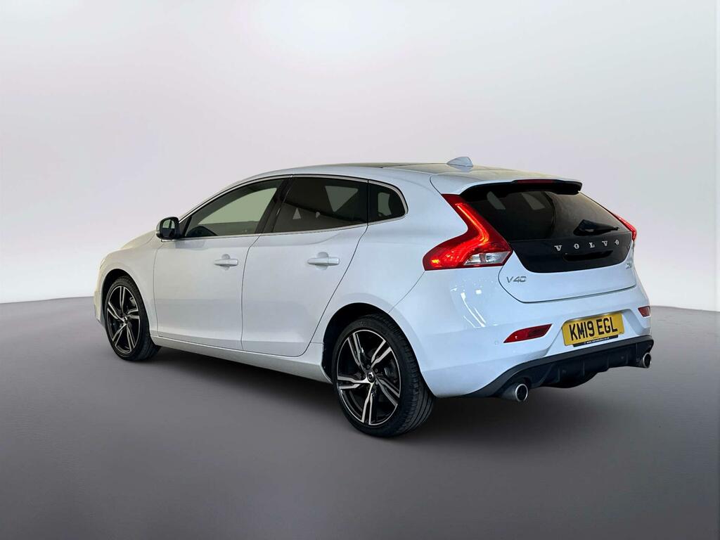 Volvo V40 2.0 D2 R-design Edition Hatchback White #6