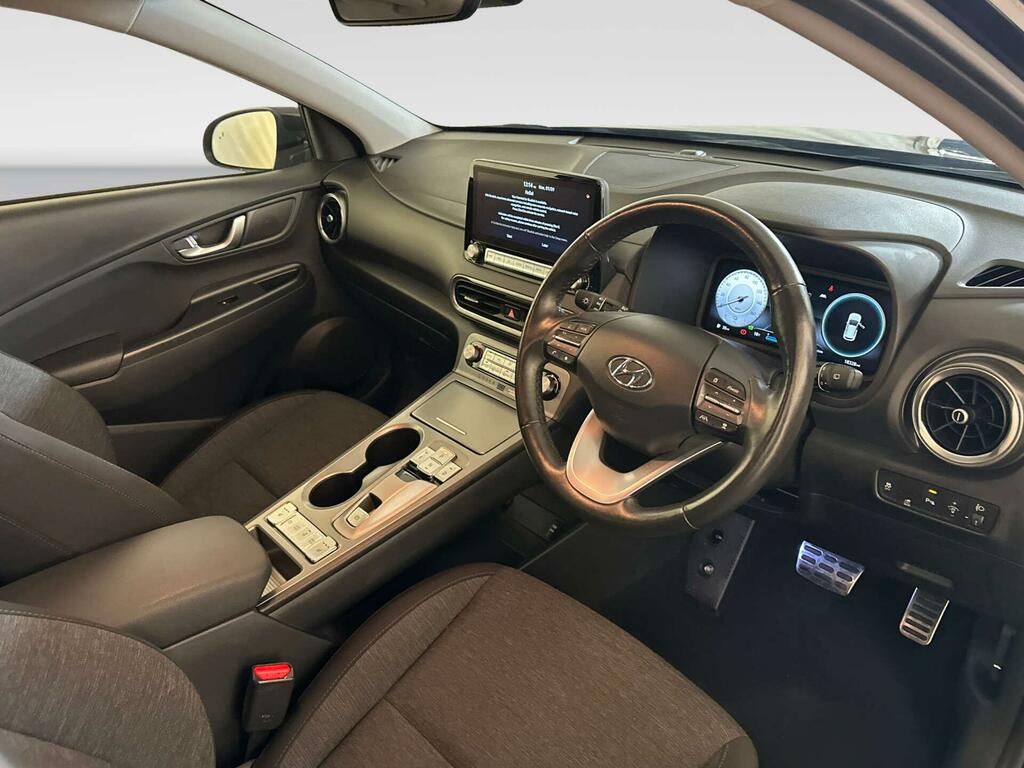 Hyundai Kona Premium Black #14