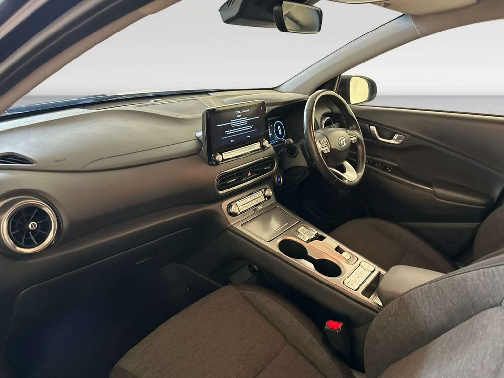 Hyundai Kona Premium Black #10
