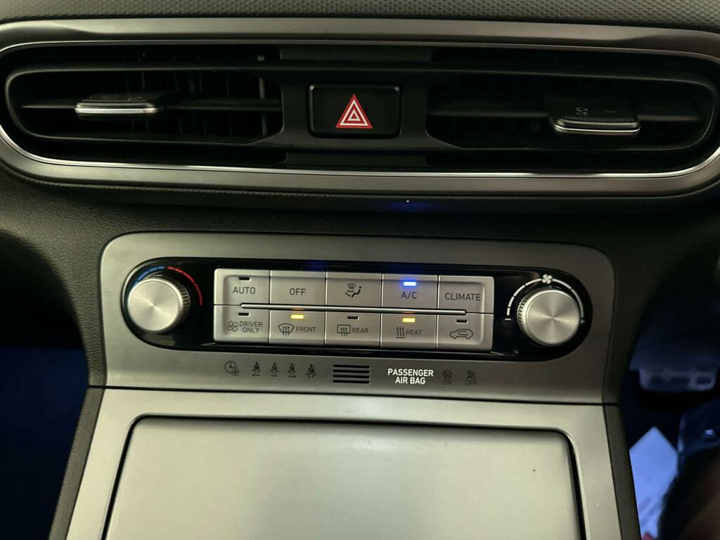 Hyundai Kona Premium Black #22