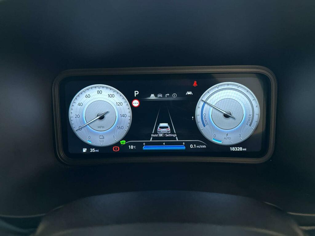 Hyundai Kona Premium Black #17