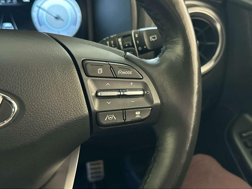 Hyundai Kona Premium Black #18