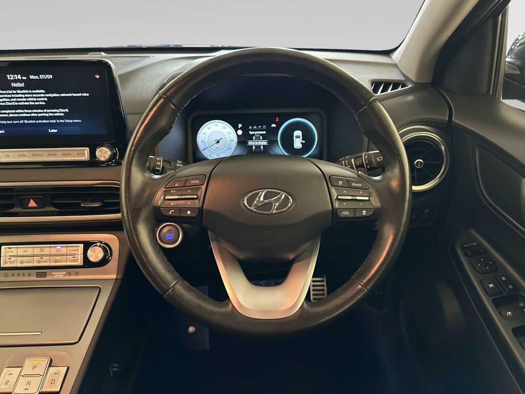 Hyundai Kona Premium Black #15
