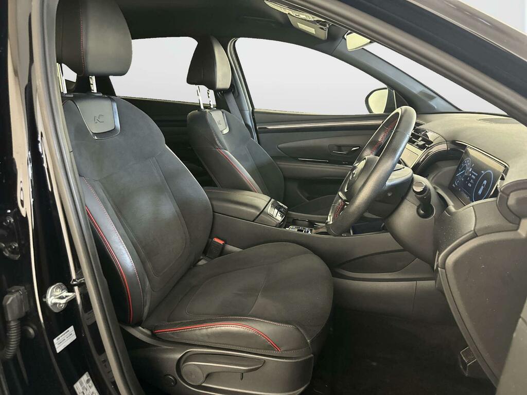 Hyundai Tucson Se Connect Black #11