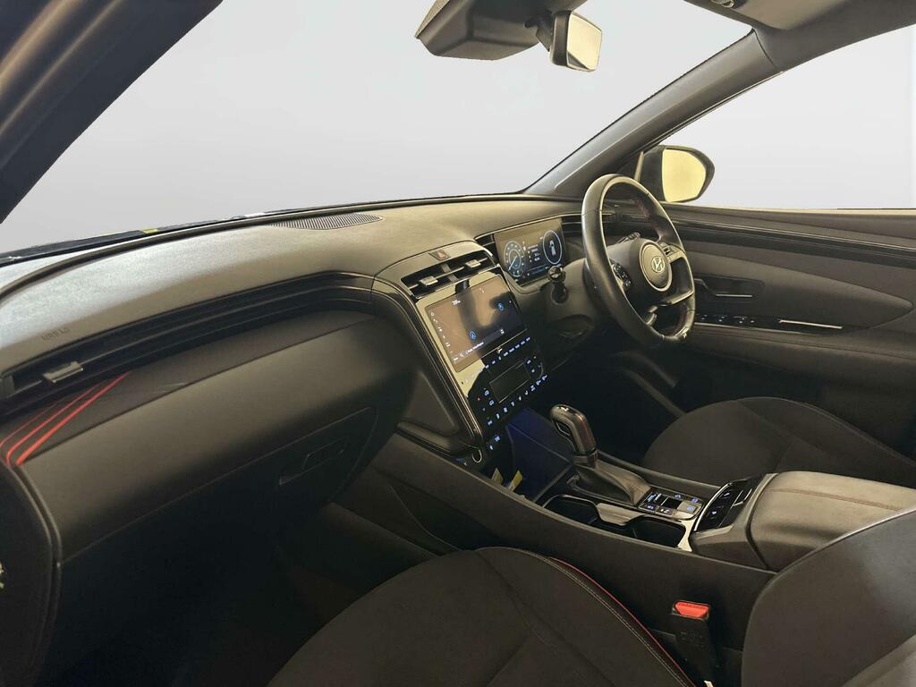 Hyundai Tucson Se Connect Black #10