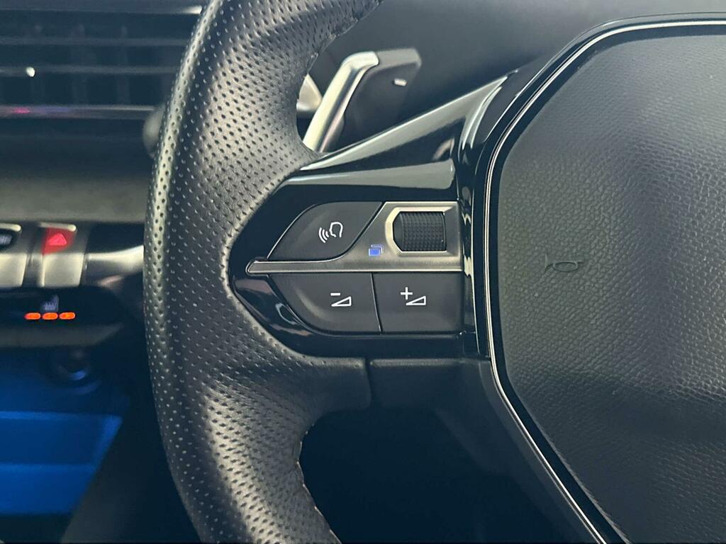 Peugeot 5008 1.2 Puretech Active Premium White #16