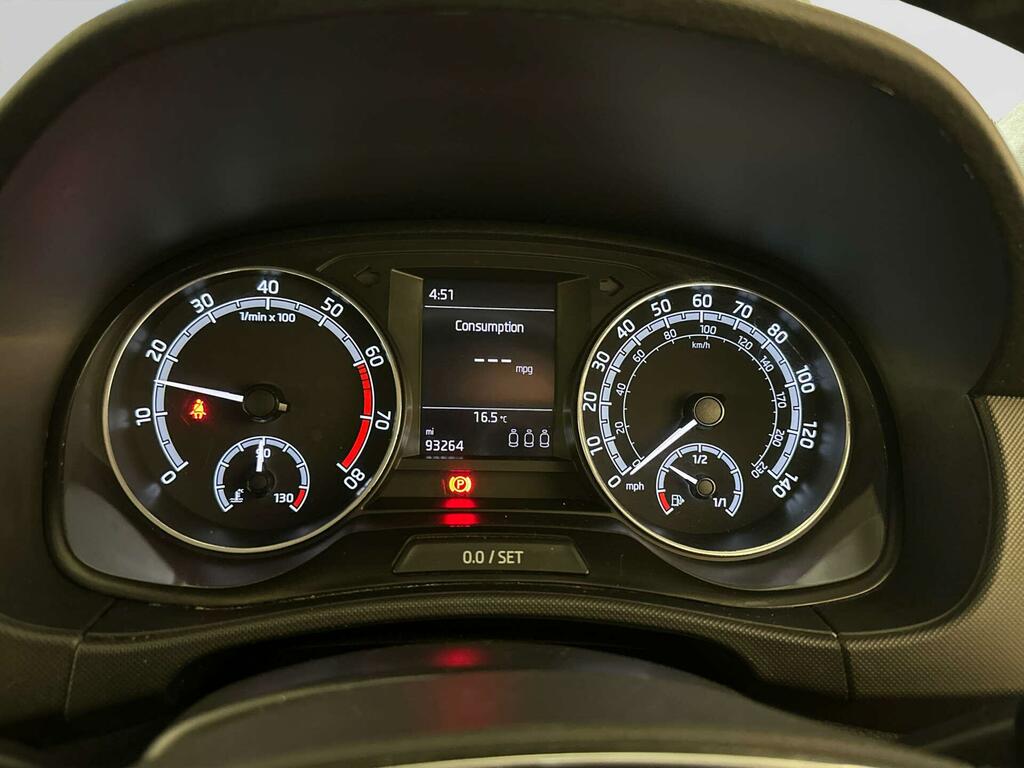 Skoda Fabia 1.0 Mpi Colour Edition Blue #16