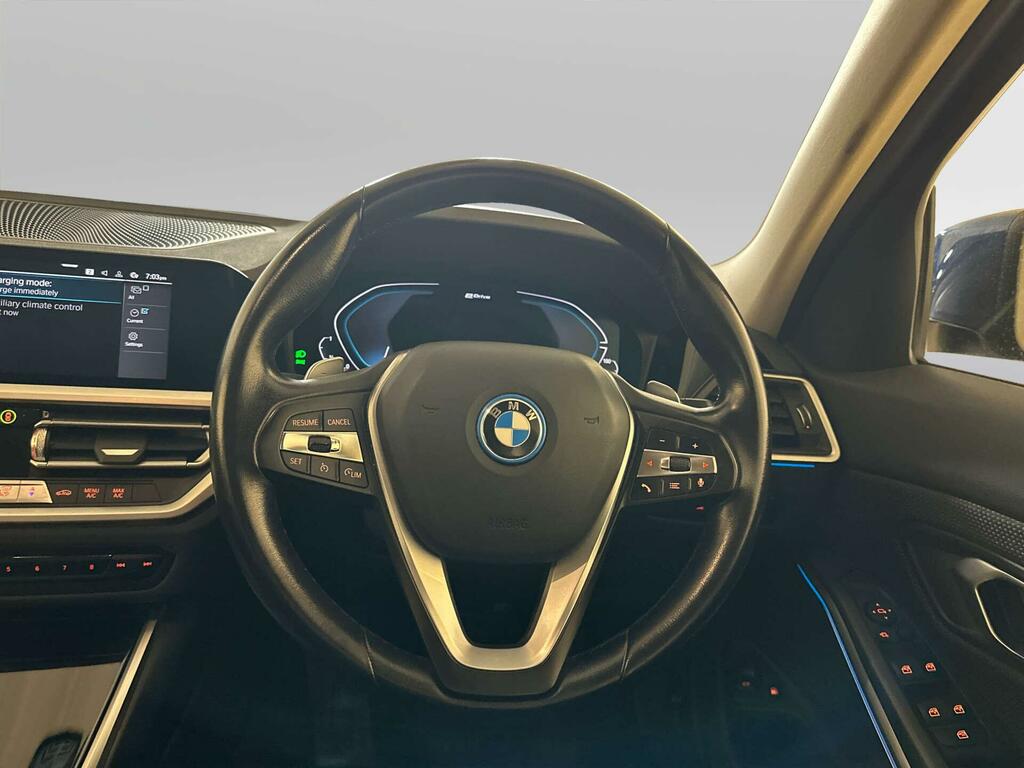 BMW 3 Series M Sport Black #15