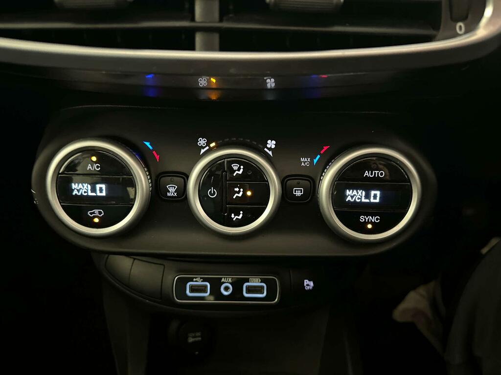 Fiat 500X 500X Cross White #24