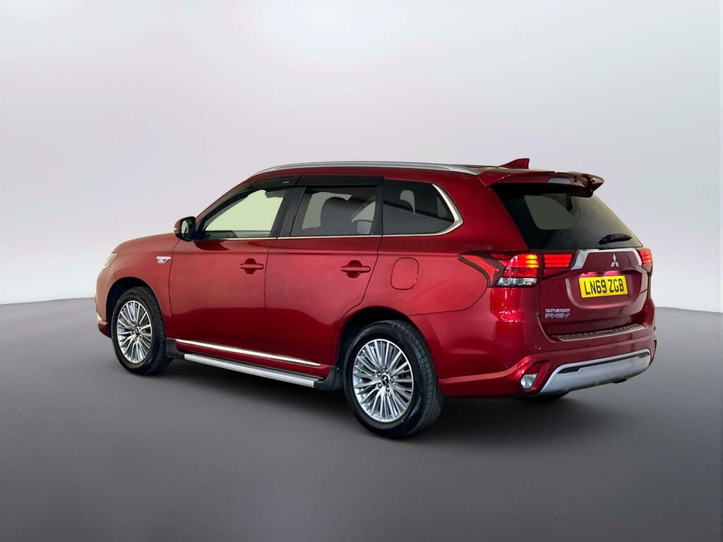Mitsubishi Outlander 2.4H Twinmotor 13.8Kwh Dynamic Safety Suv Petr Red #6