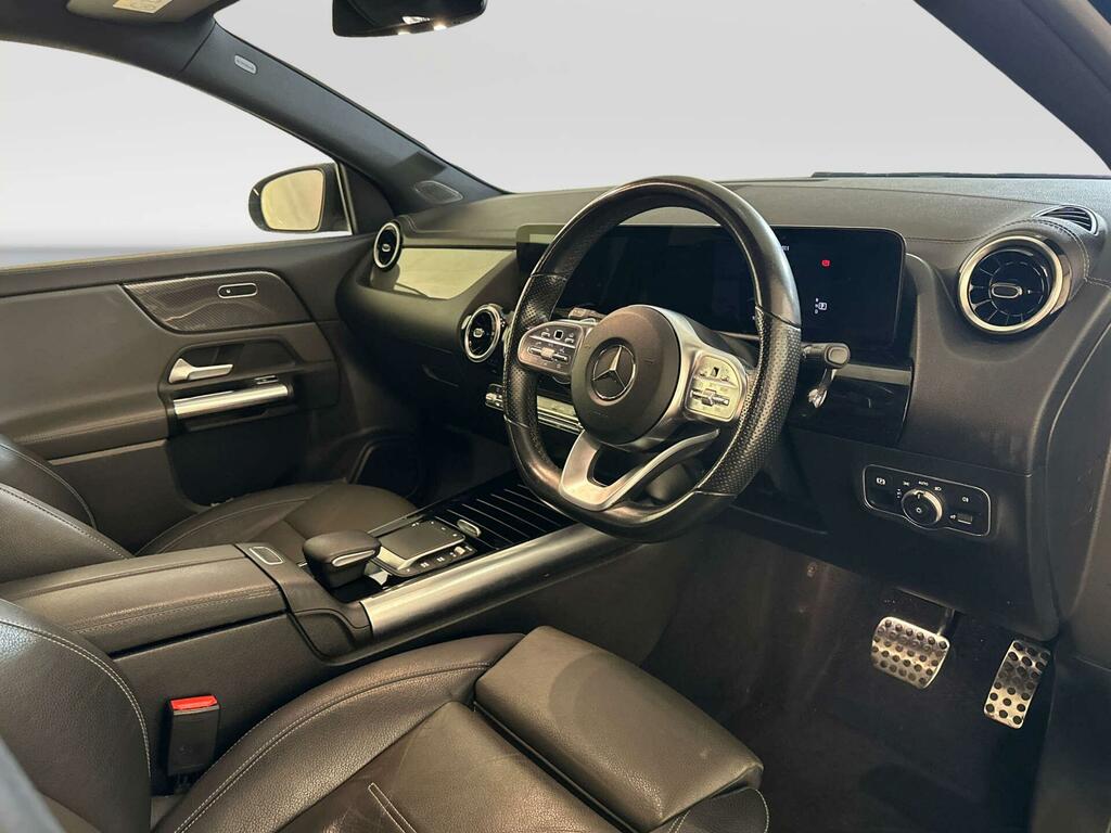 Mercedes-Benz GLA Class Gla 200 Sport Silver #14