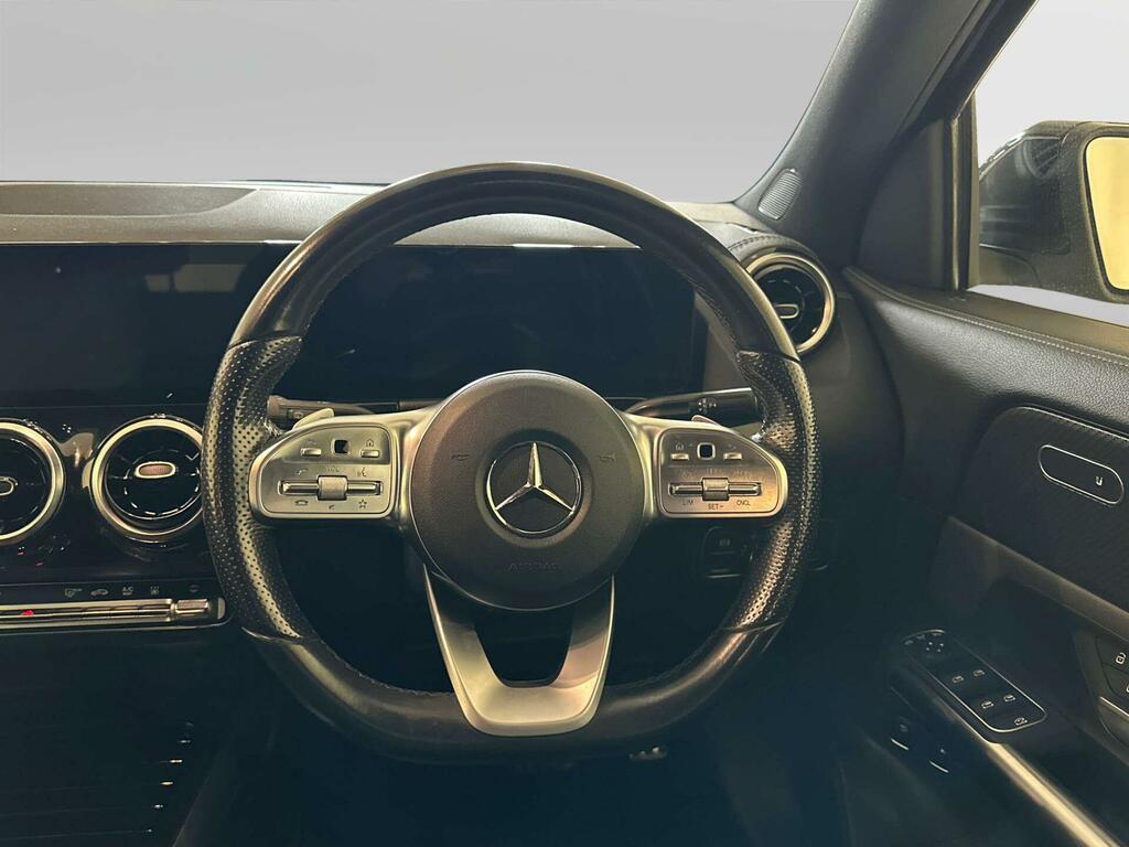Mercedes-Benz GLA Class Gla 200 Sport Silver #15