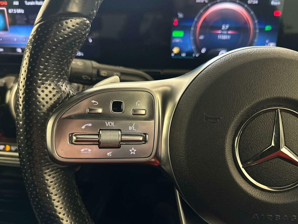 Mercedes-Benz GLA Class Gla 200 Sport Silver #16