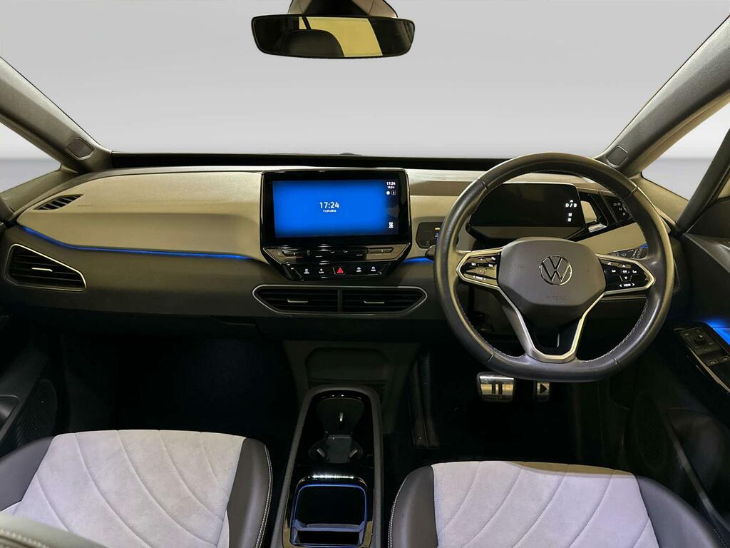 Volkswagen ID.3 Pro Performance 58Kwh Life Hatchback White #2