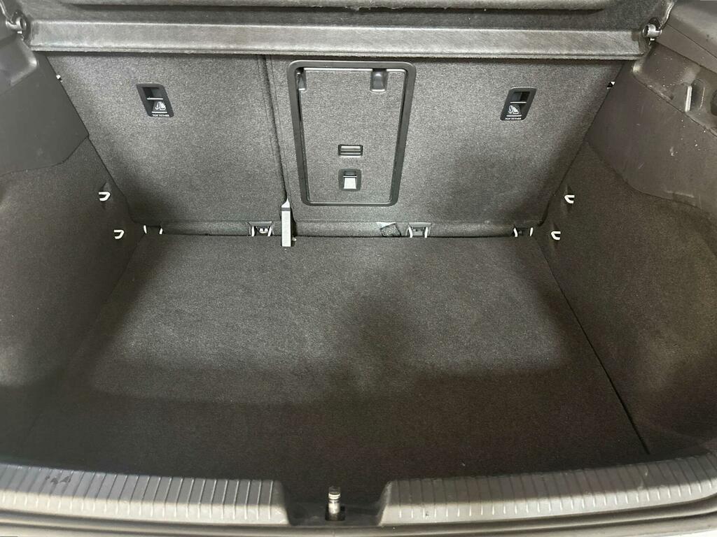 Volkswagen ID.3 Family Silver #13