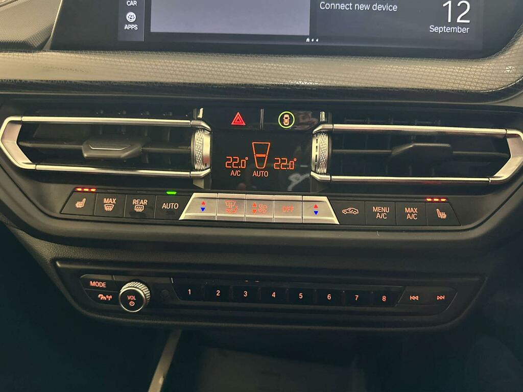 BMW 1 Series 118D M Sport White #25