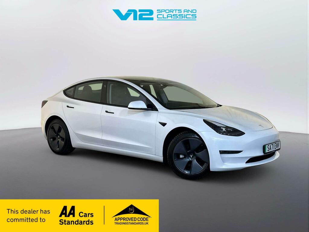 Tesla Model 3 Dual Motor Long Range Saloon 4 White